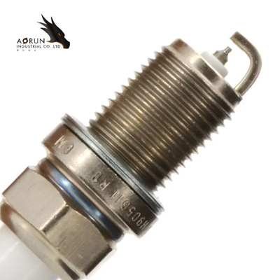 Bougies d'allumage des véhicules à moteur de Rridium de pièces détachées de voiture d'Aorun pour les bougies d'allumage de VW d'Audi 04E905612C