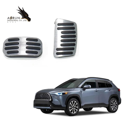 Accessoires de voiture antidérapants un ensemble de pédale de repos de frein de 2 accélérateurs pour la croix de Toyota Corolla
